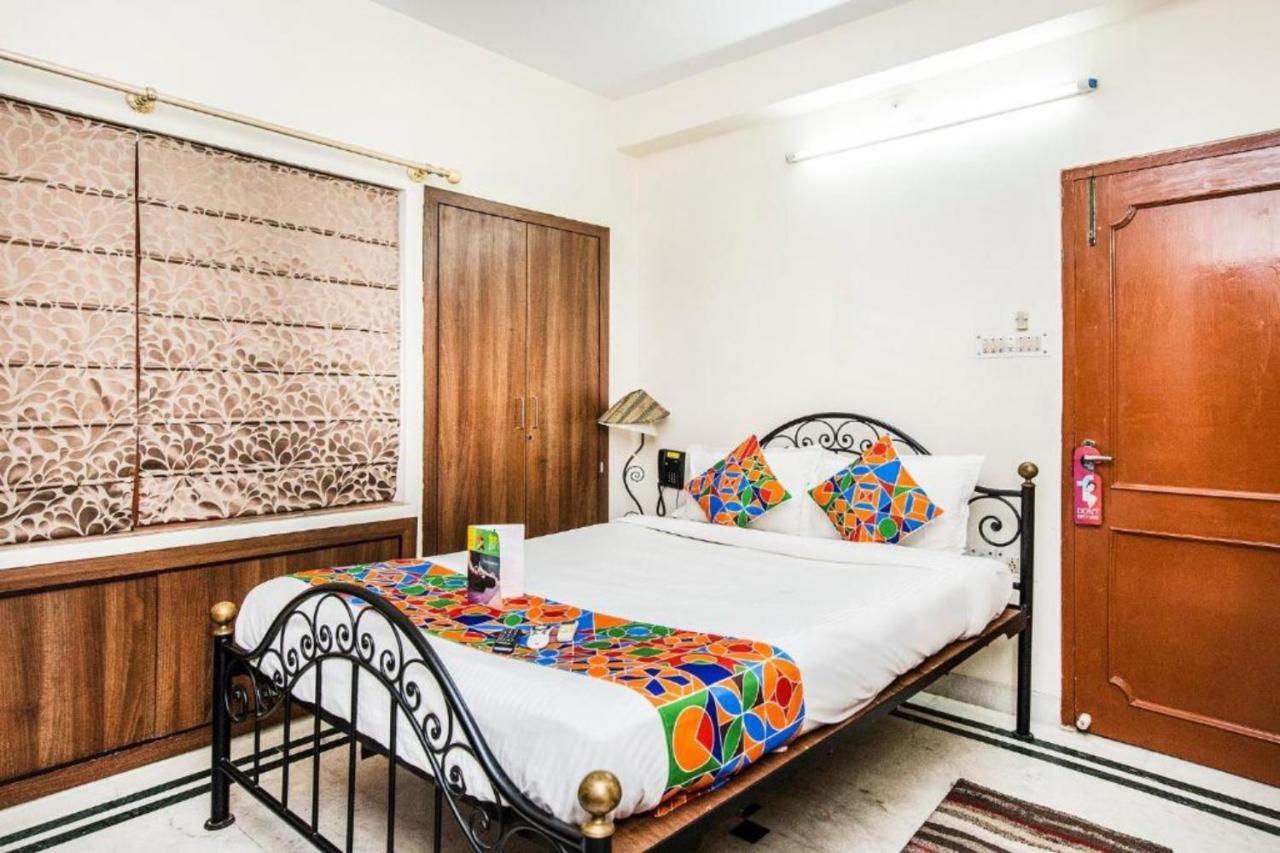 Hotel Ullash Residency Salt Lake Kolkata - Fully-Air-Conditioned-Hotel Spacious-Room With-Parking-Facility Salt Lake City Dış mekan fotoğraf