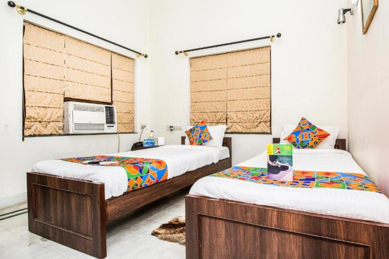 Hotel Ullash Residency Salt Lake Kolkata - Fully-Air-Conditioned-Hotel Spacious-Room With-Parking-Facility Salt Lake City Dış mekan fotoğraf